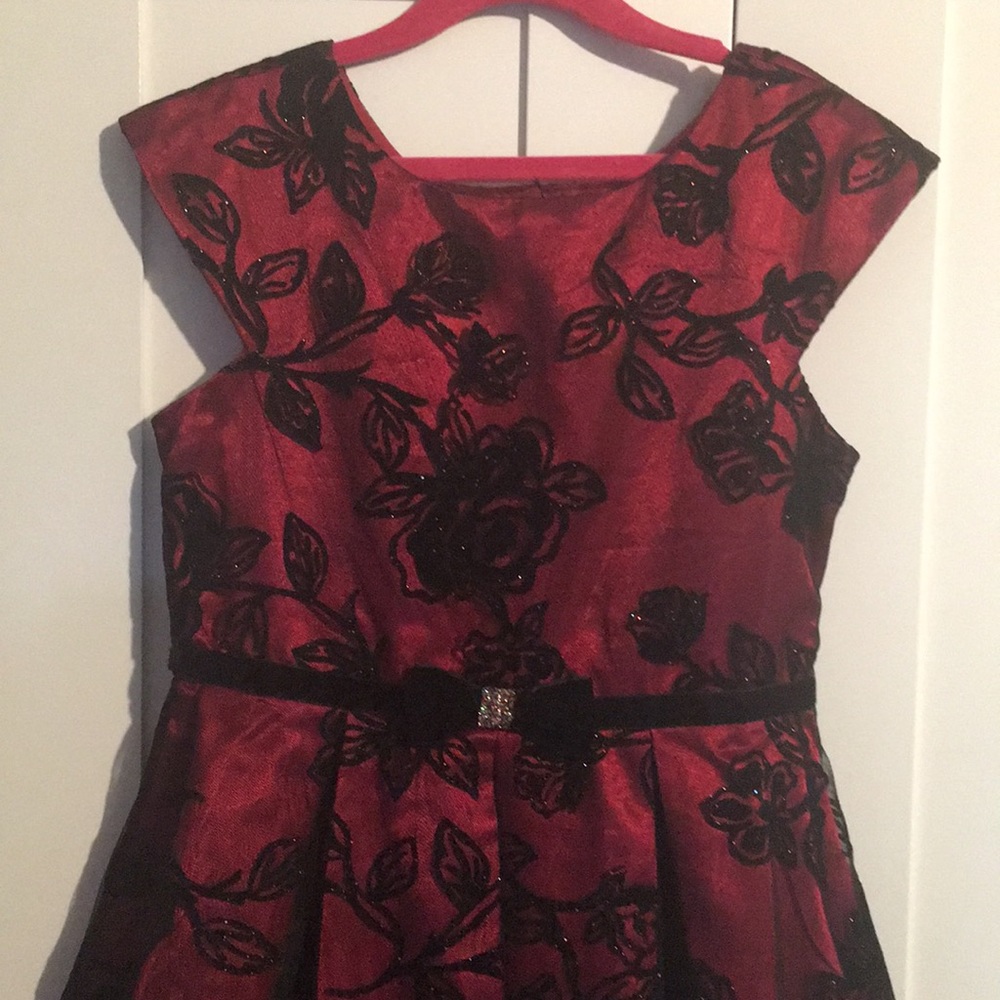Red and black girls fancy dress